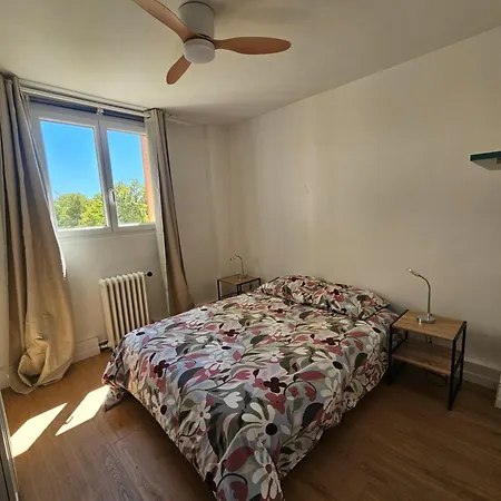 Apartment T4 - Au Pied De La Gare - Parking *