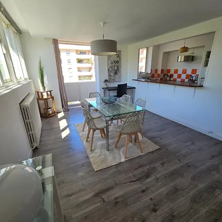 T4 - Au Pied De La Gare - Parking Apartment Toulouse
